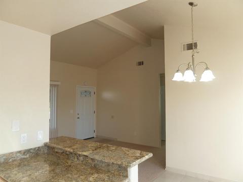 333 N Mills Ave, Lodi, CA 95242 photo 6