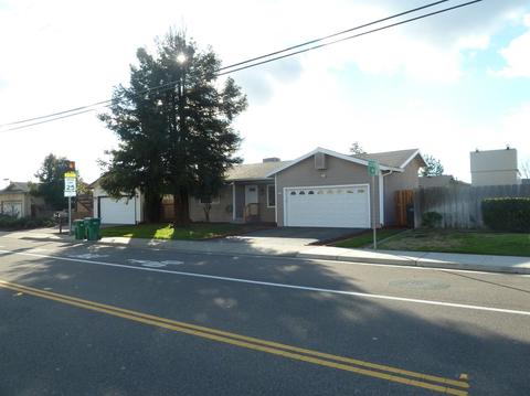 333 N Mills Ave, Lodi, CA 95242 photo 13