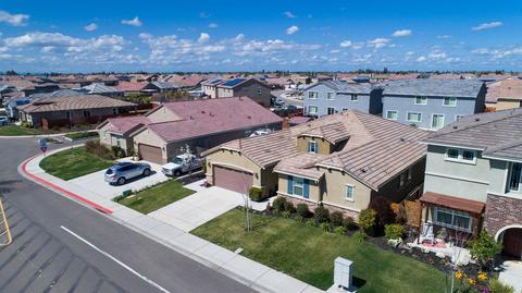 869 Mono St, Manteca, CA 95337 photo 3