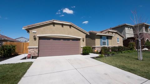 869 Mono St, Manteca, CA 95337 photo 4