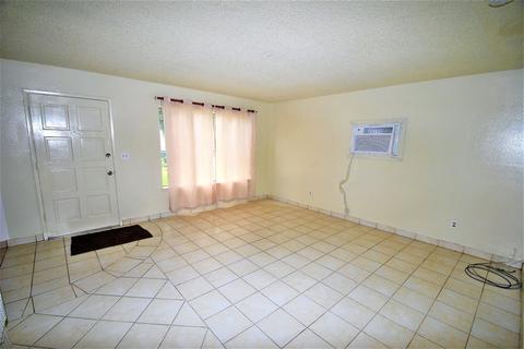 1321 Arrowhead Ct, Modesto, CA 95351 photo 7