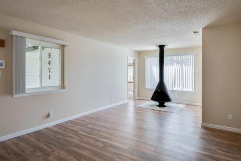 5471 Earnell St, Carmichael, CA 95608 photo 5