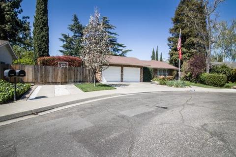 2221 Carleton Dr, Turlock, CA 95382 photo 2
