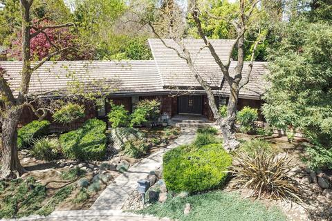 909 Wycliffe Ct, Modesto, CA 95355 photo 2