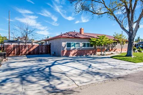 935 Baker Dr, Ripon, CA 95366 photo 2