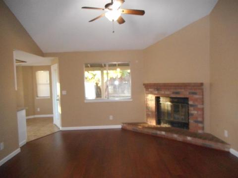 1200 Dezzani Ln, Modesto, CA 95358 photo 3