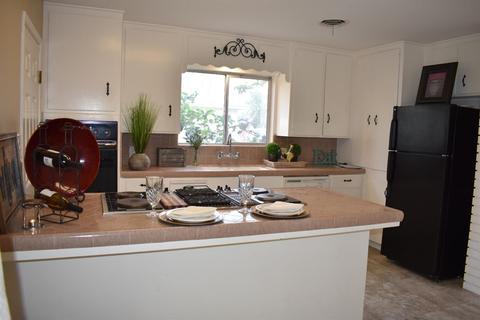 1913 5th St, Ceres, CA 95307 photo 5