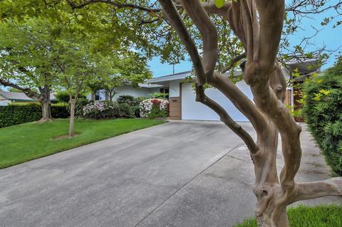 6306 Hilltop Dr, Carmichael, CA 95608 photo 2