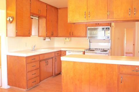 1944 Evergreen Ave, Modesto, CA 95350 photo 3