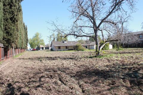 1944 Evergreen Ave, Modesto, CA 95350 photo 13