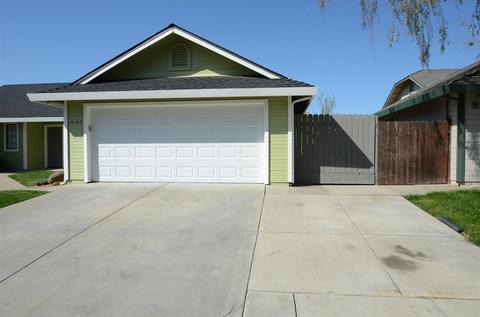 607 Downing Dr, Galt, CA 95632 photo 2