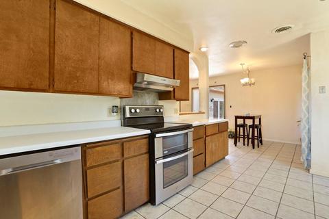 511 Cardinal St, Lodi, CA 95240 photo 9