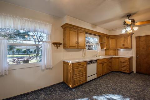 821 Roble Ave, Modesto, CA 95354 photo 9