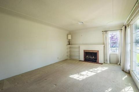 821 Roble Ave, Modesto, CA 95354 photo 6