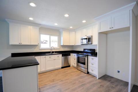 827 Carson Ave, Manteca, CA 95337 photo 8