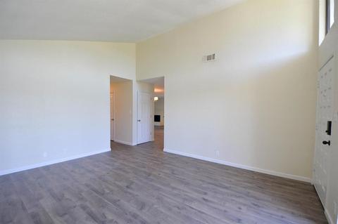 827 Carson Ave, Manteca, CA 95337 photo 4