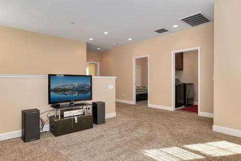 1460 Bicker Cir, Folsom, CA 95630 photo 4