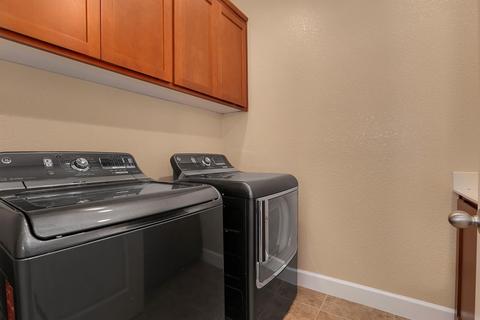 1460 Bicker Cir, Folsom, CA 95630 photo 8