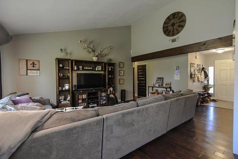 940 Lobos Ct, Manteca, CA 95336 photo 4