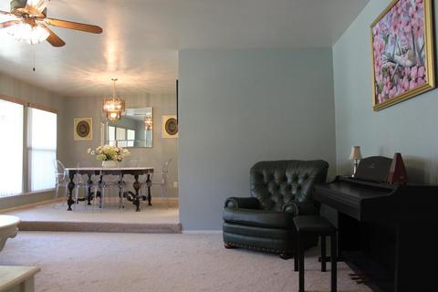 4700 Bellue St, Carmichael, CA 95608 photo 9