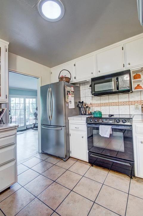 1624 Tamarack Ln, Davis, CA 95616 photo 9