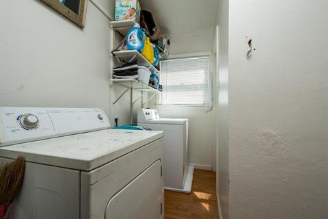 214 Roselawn Ave, Modesto, CA 95351 photo 15