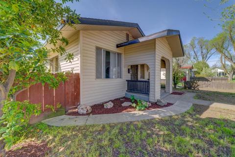 750 4th, Gustine, CA 95322 photo 2