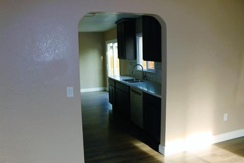 1604 Evans, Ceres, CA 95307 photo 7