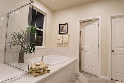 3829 Lookout Dr, Modesto, CA 95355 photo 9