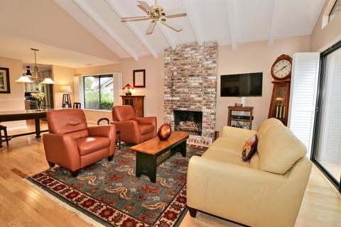 218 E Ranch Rd, Sacramento, CA 95825 photo 5