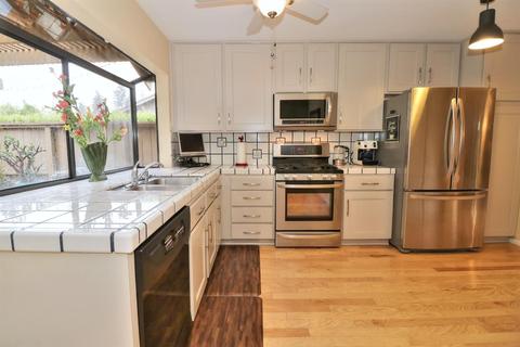218 E Ranch Rd, Sacramento, CA 95825 photo 11