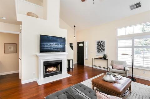 6301 Emerald Dr, Rocklin, CA 95677 photo 5
