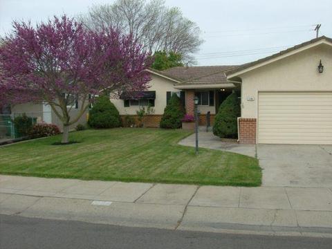 1236 S Avena, Lodi, CA 95240 photo 1