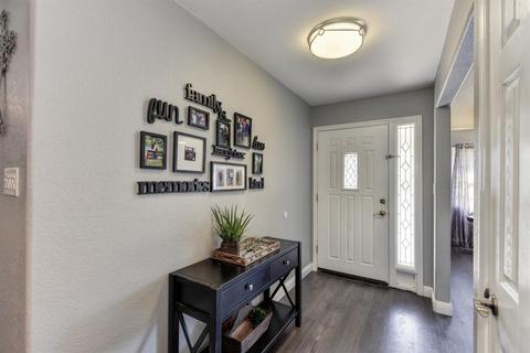 4418 Northampton Dr, Carmichael, CA 95608 photo 5