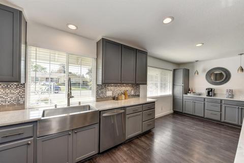 4418 Northampton Dr, Carmichael, CA 95608 photo 12