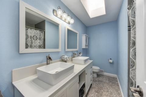 4418 Northampton Dr, Carmichael, CA 95608 photo 27
