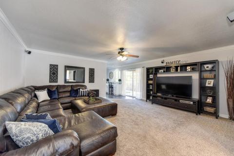 4418 Northampton Dr, Carmichael, CA 95608 photo 19