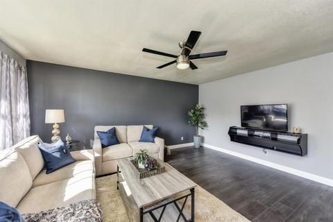 4418 Northampton Dr, Carmichael, CA 95608 photo 6