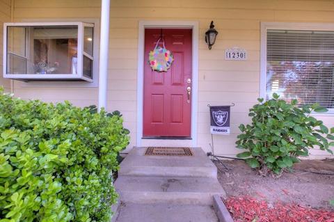 1230 7th St, Ripon, CA 95366 photo 2