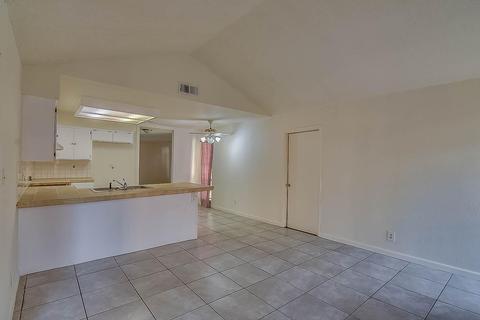 1817 Knickerbocker Dr, Stockton, CA 95210 photo 12