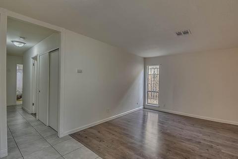 1817 Knickerbocker Dr, Stockton, CA 95210 photo 5