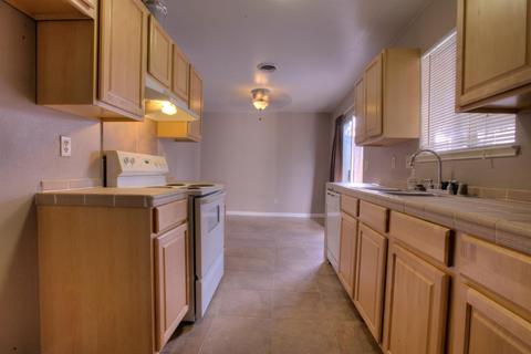 4136 Goldust Dr, Modesto, CA 95355 photo 9