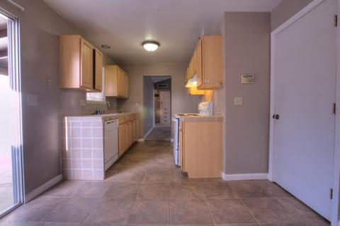 4136 Goldust Dr, Modesto, CA 95355 photo 14
