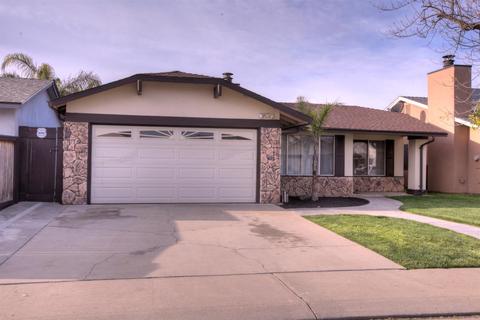 4136 Goldust Dr, Modesto, CA 95355 photo 2