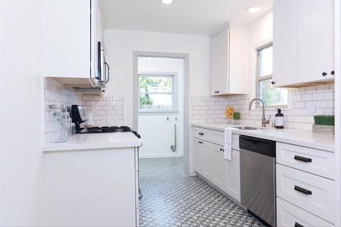 1012 D St, Davis, CA 95616 photo 9