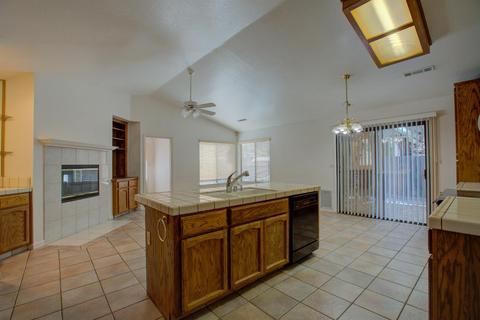 1850 Heather Ct, Tracy, CA 95377 photo 12
