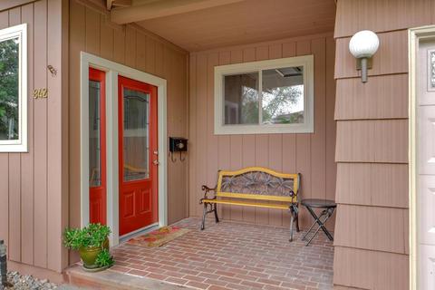842 Linden Ln, Davis, CA 95616 photo 2