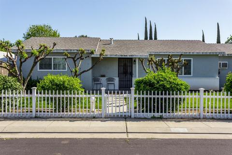 426 Orlando Ln, Lathrop, CA 95330 photo 1