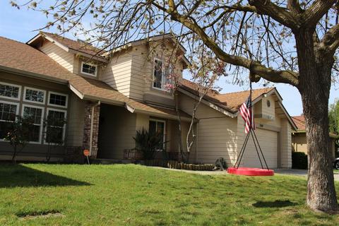 200 Sai Ln, Turlock, CA 95382 photo 2