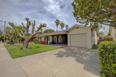 725 N 3rd St, Patterson, CA 95363 photo 2